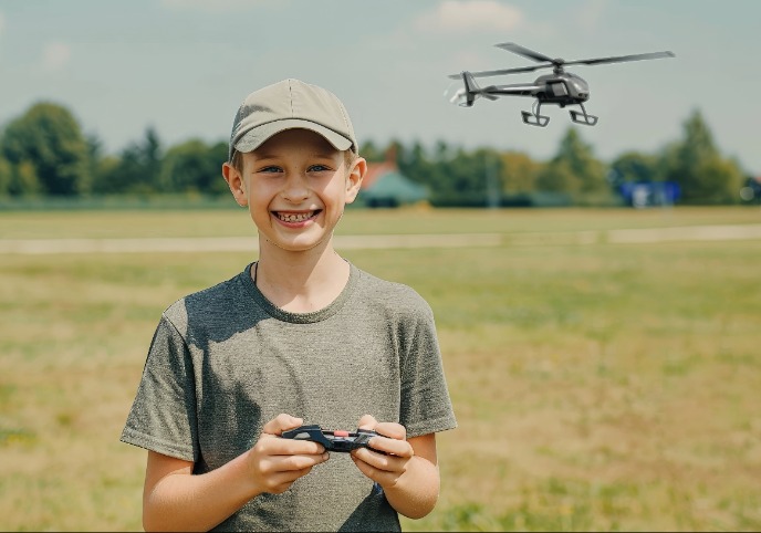 Как управлять радиоуправляемым вертолетом?