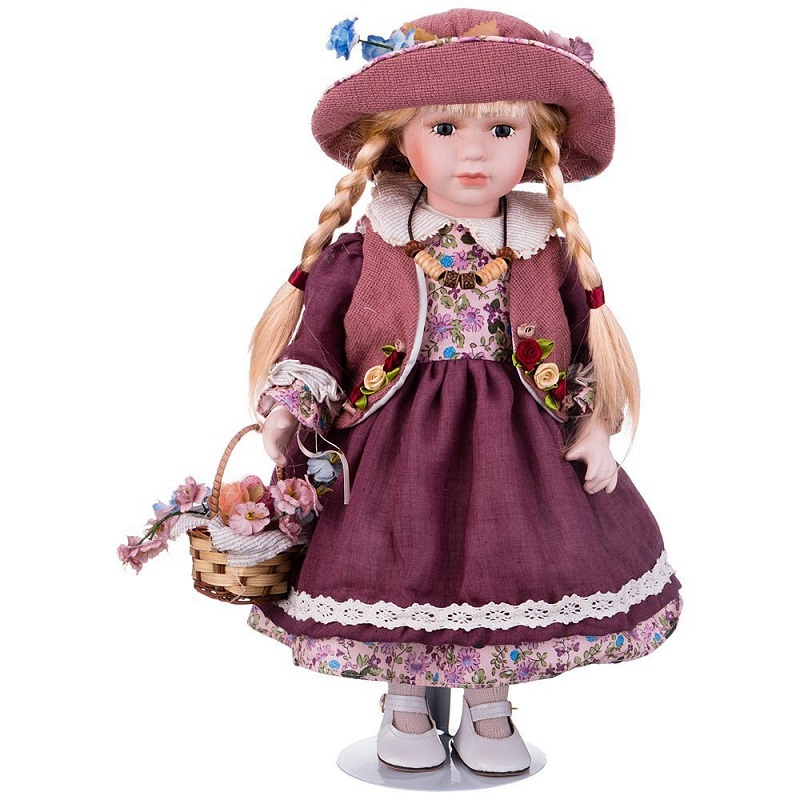 Фарфоровая кукла