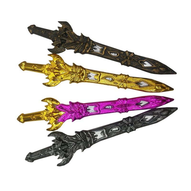 Игрушечные сабли и мечи