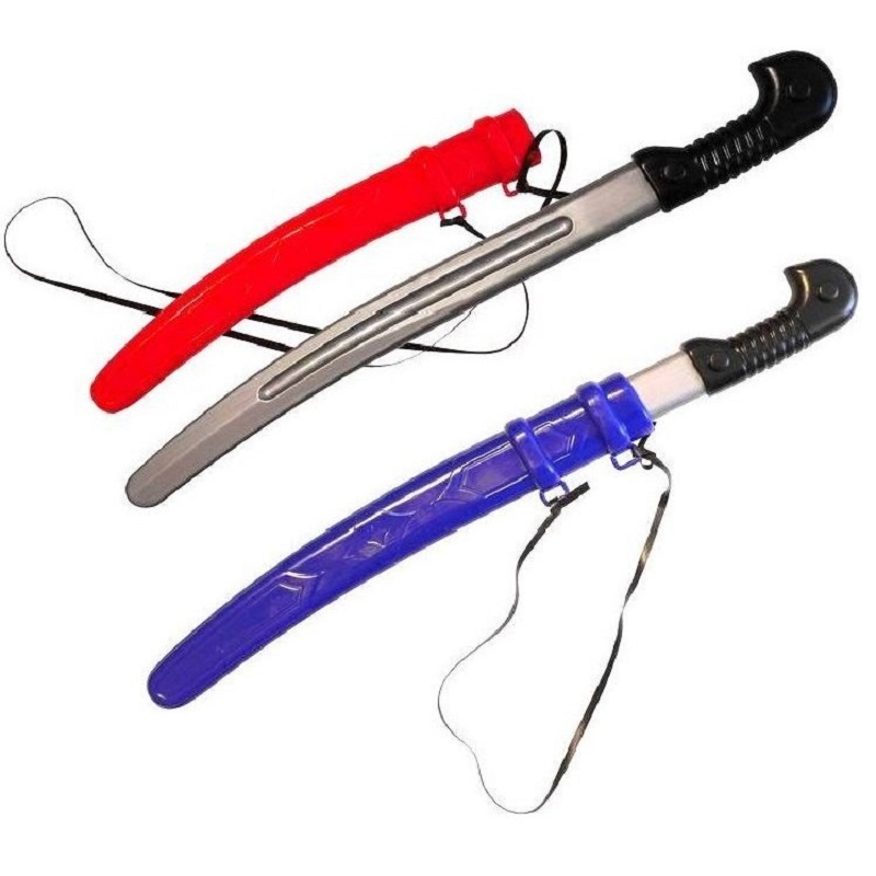 Игрушечные сабли и мечи