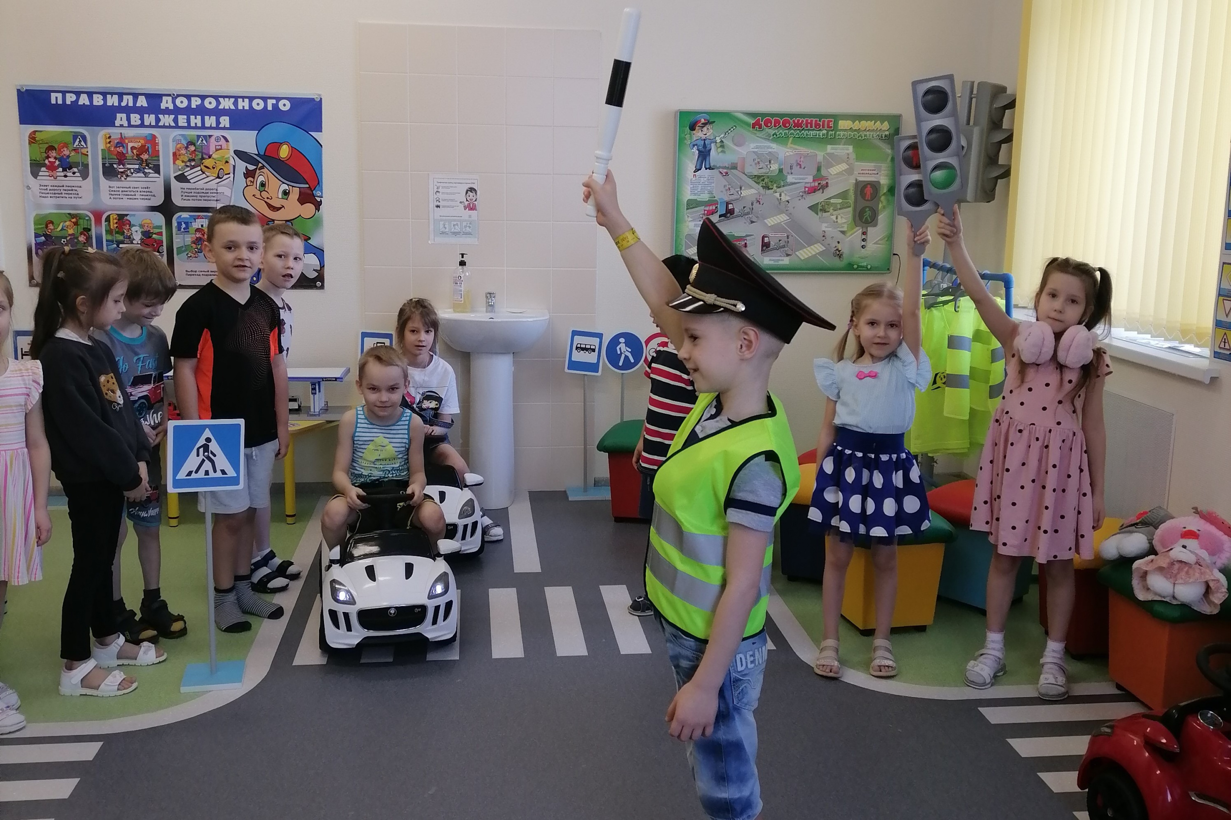 Регулировщик Регулировщик