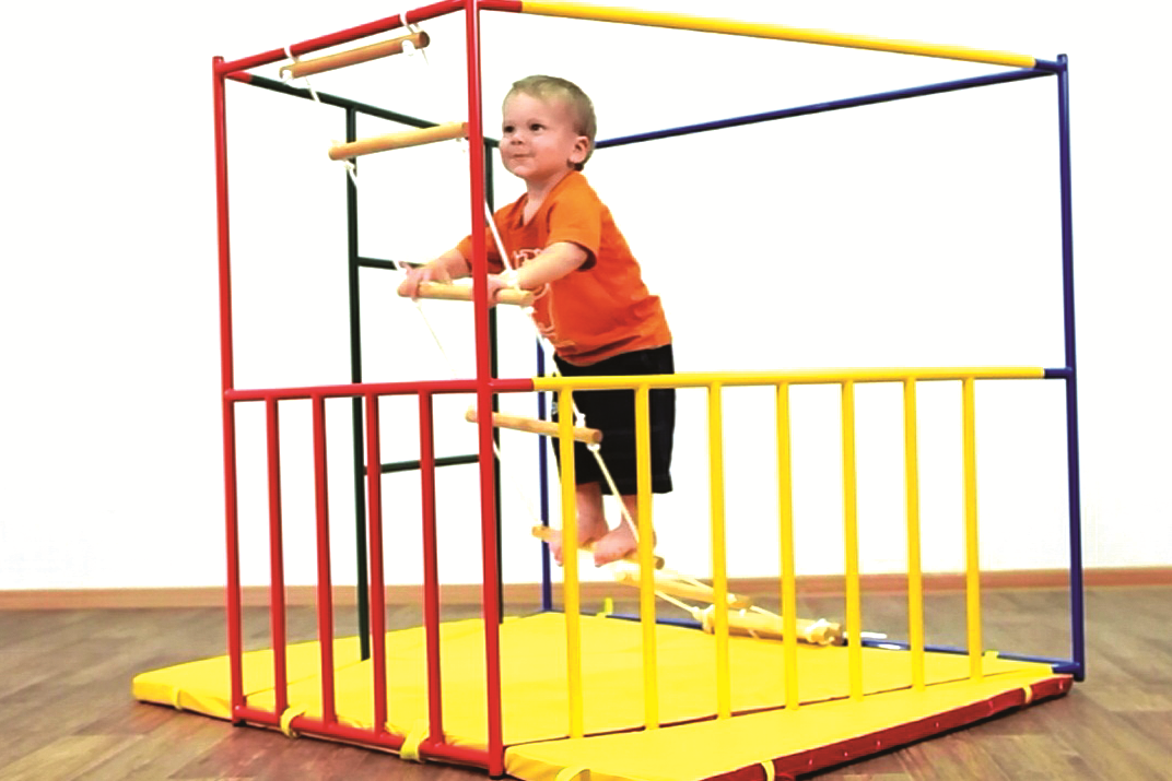 Домашний спортзал для малыша Домашний спортзал для малыша