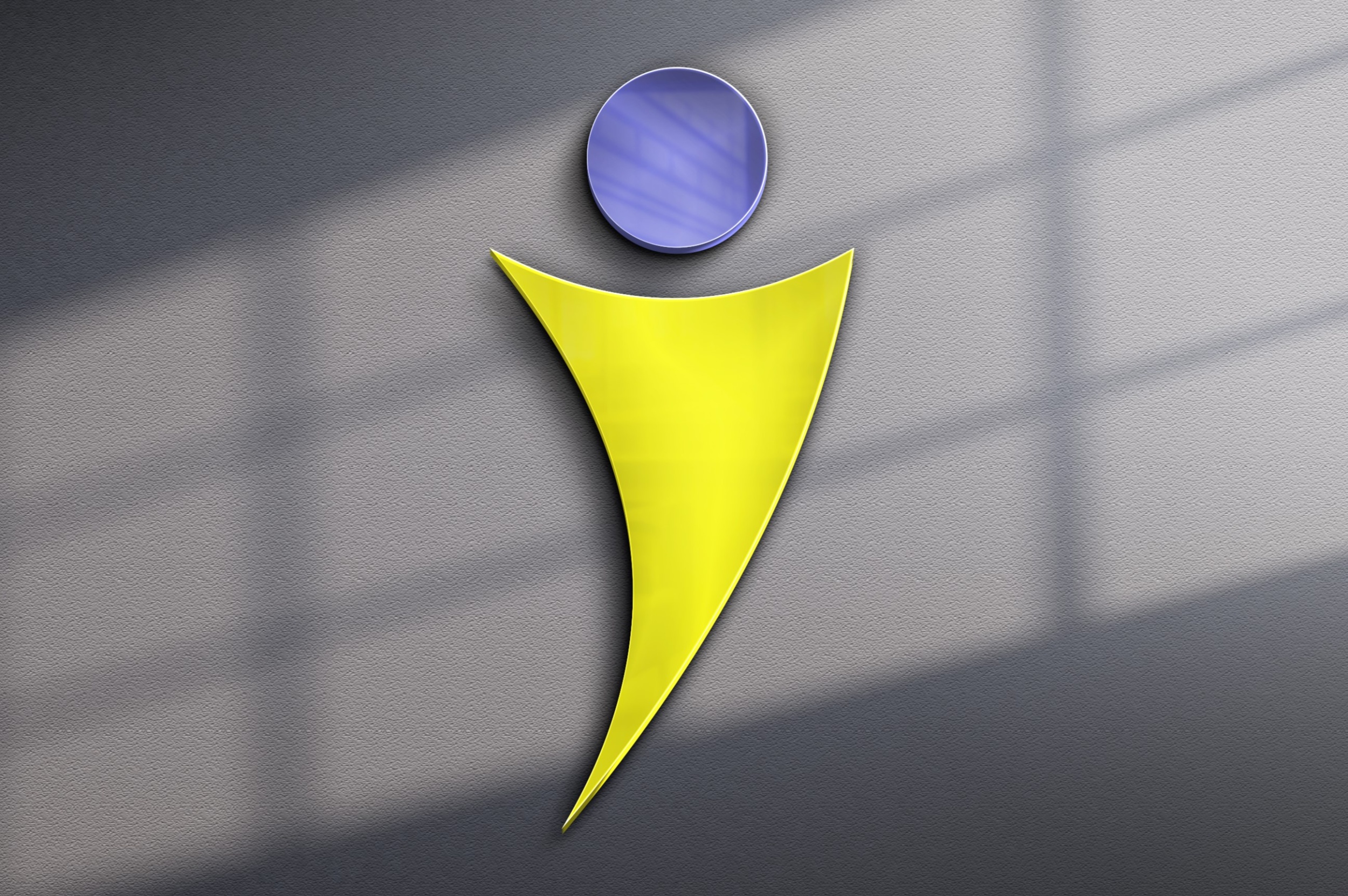 5 zeltaa-strelka-s-sinim-krugom-na-nei-na-stene.jpg