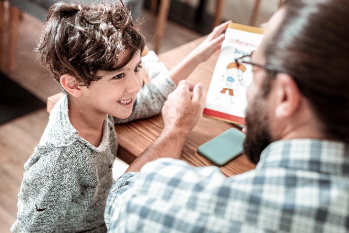 Мальчик и его отец.jpeg