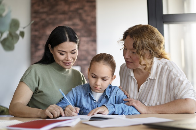 Ребенок учится определять род существительных Ребенок учится определять род существительных