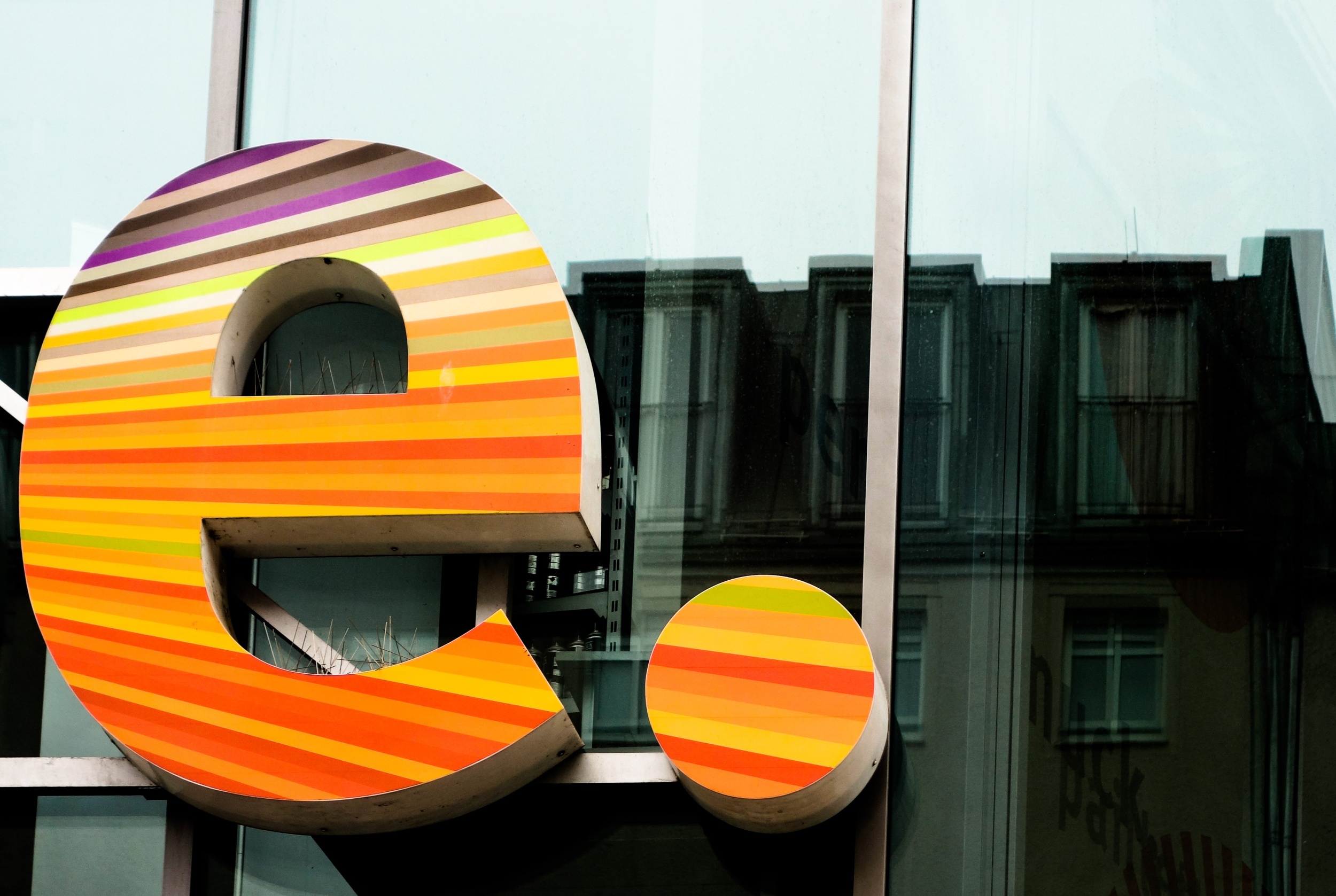 3 klouz-ap-mnogocvetnoi-bukvy-protiv-zdania.jpg