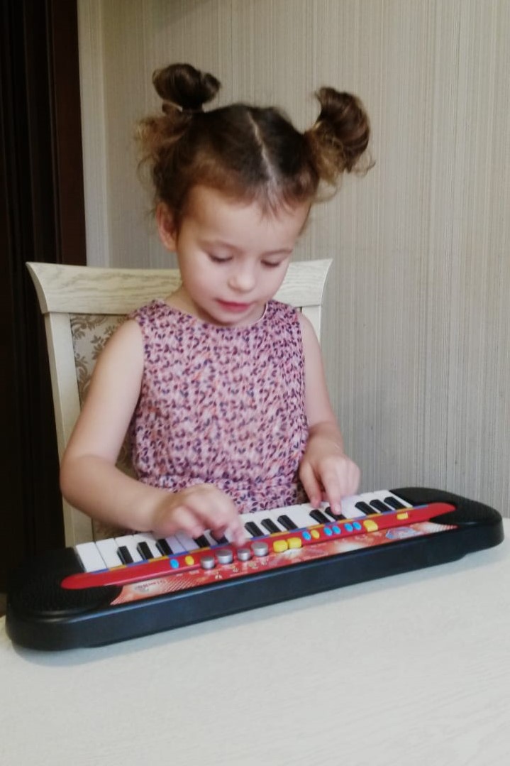 Синтезатор My Music World Синтезатор My Music World