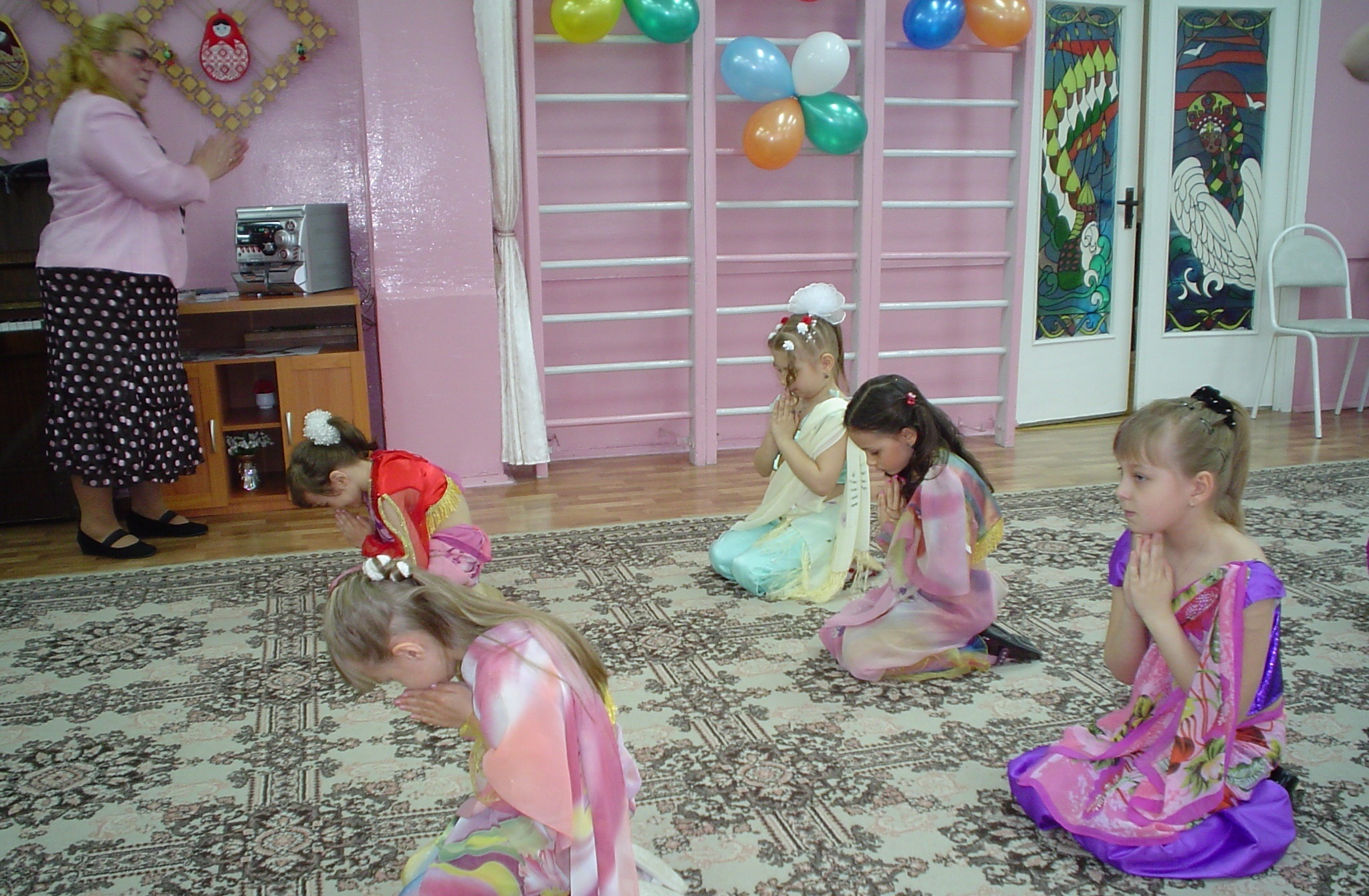 Дружат дети всей земли Дружат дети всей земли