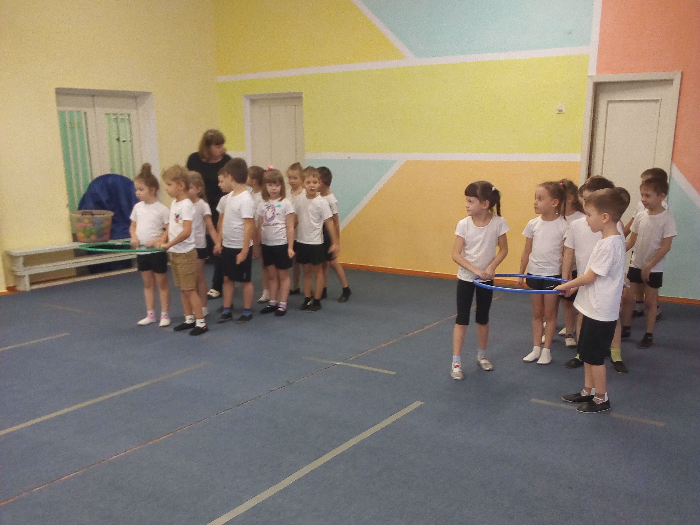 Эстафета «По льдинам» Эстафета «По льдинам»