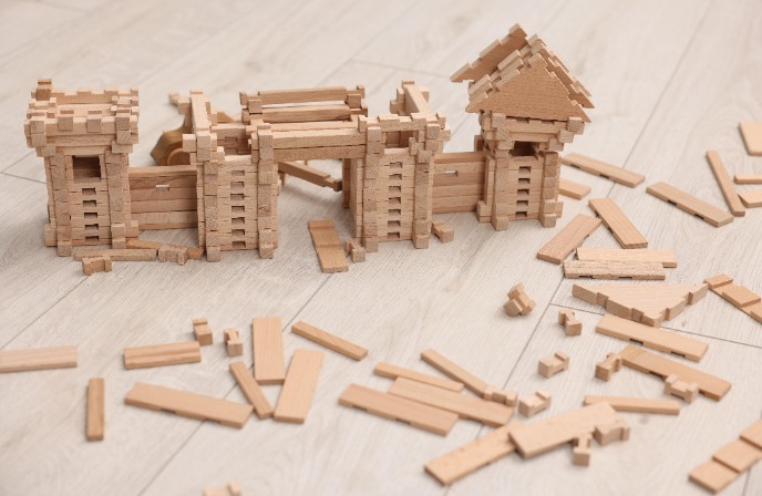 Деревяееый конструктор.jpeg