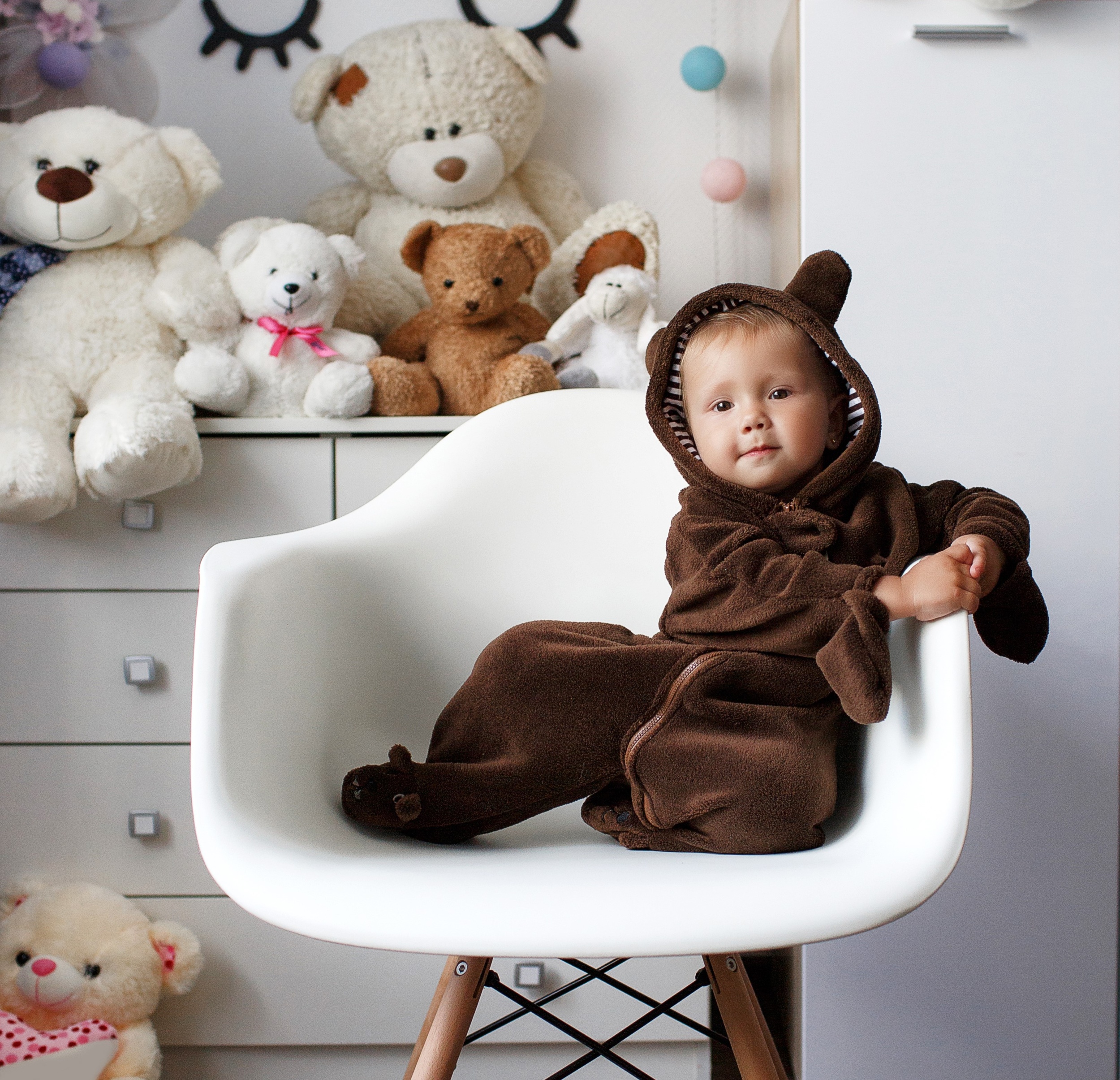 01 cute-little-baby-home.jpg