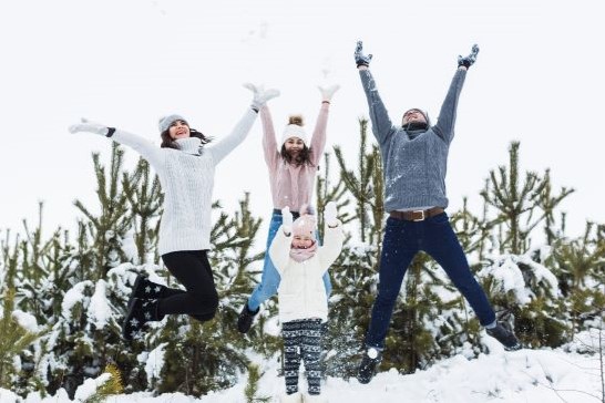 Прогулка с детьми на свежем воздухе Прогулка с детьми на свежем воздухе