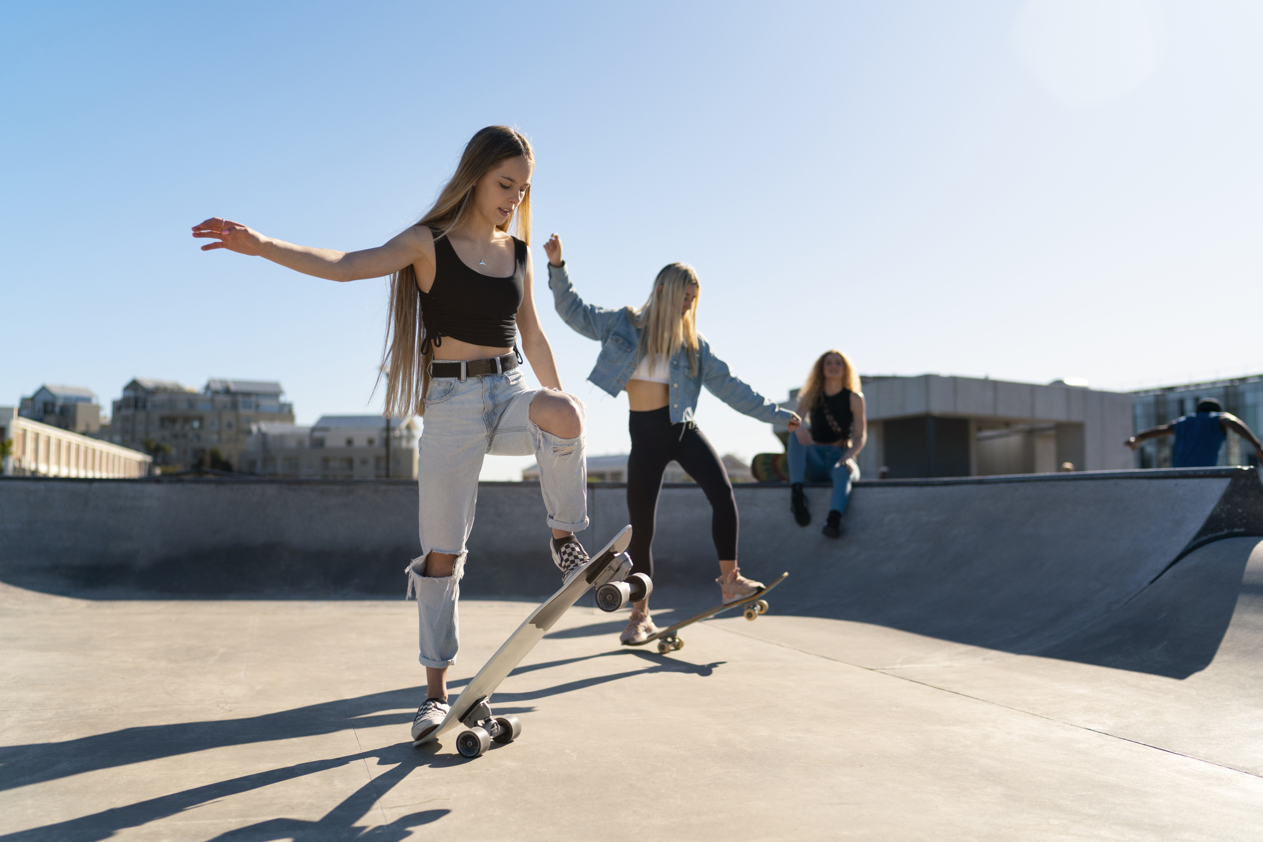 02 full-shot-girls-doing-tricks-skateboards.jpg 02 full-shot-girls-doing-tricks-skateboards.jpg