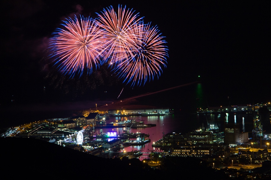 Новогодний салют Новогодний салют