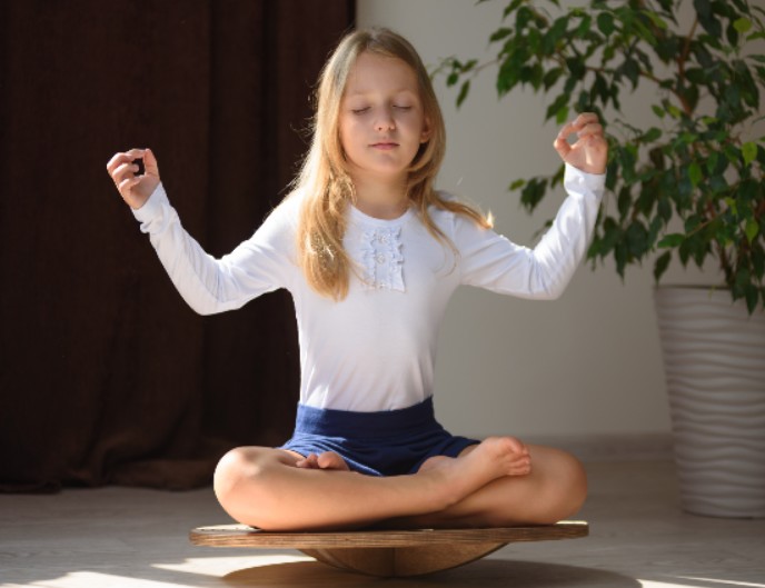 Медитация на балансборде Медитация на балансборде