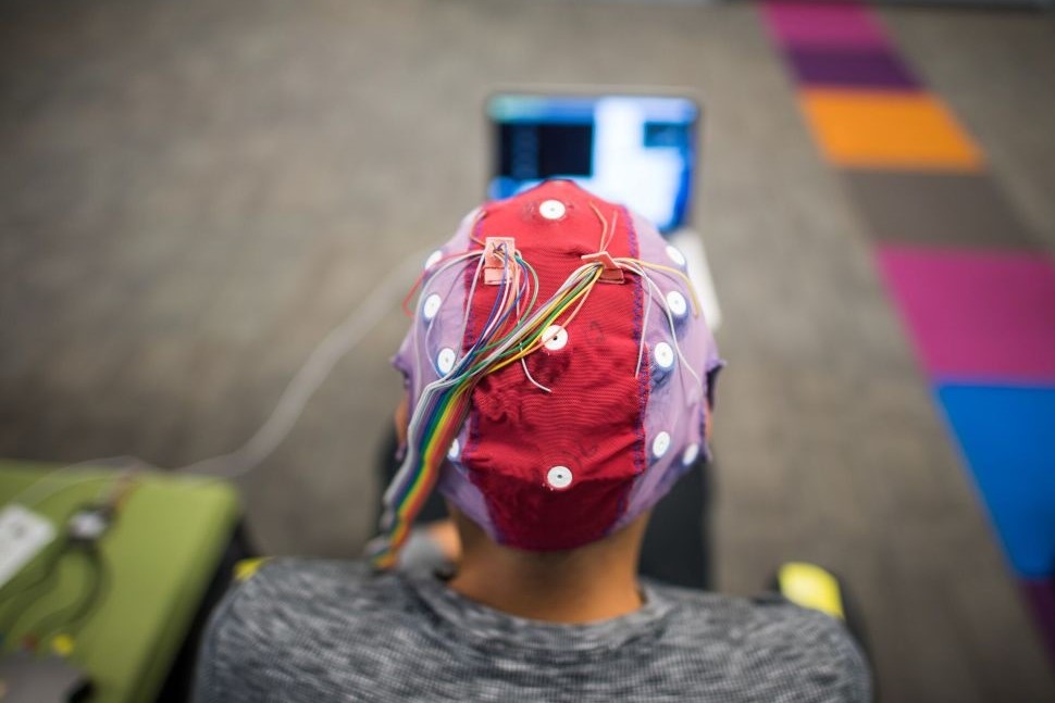 В виртуальную реальность – силой мысли В виртуальную реальность – силой мысли