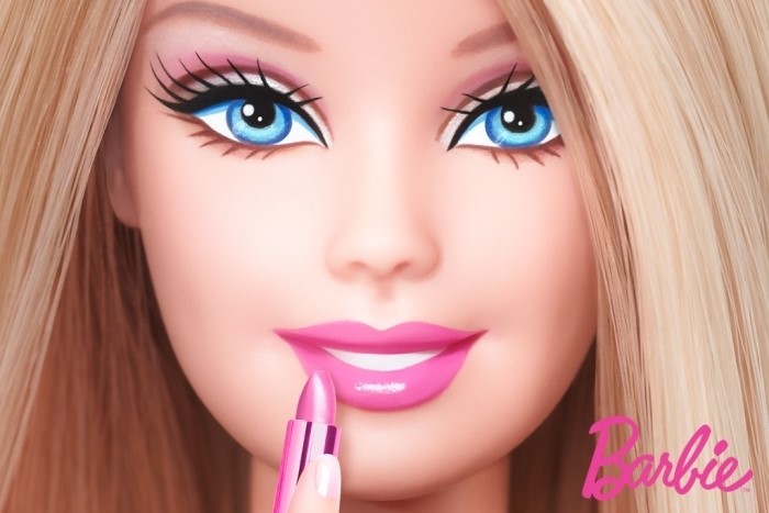 Barbie вернулась к основам Barbie вернулась к основам