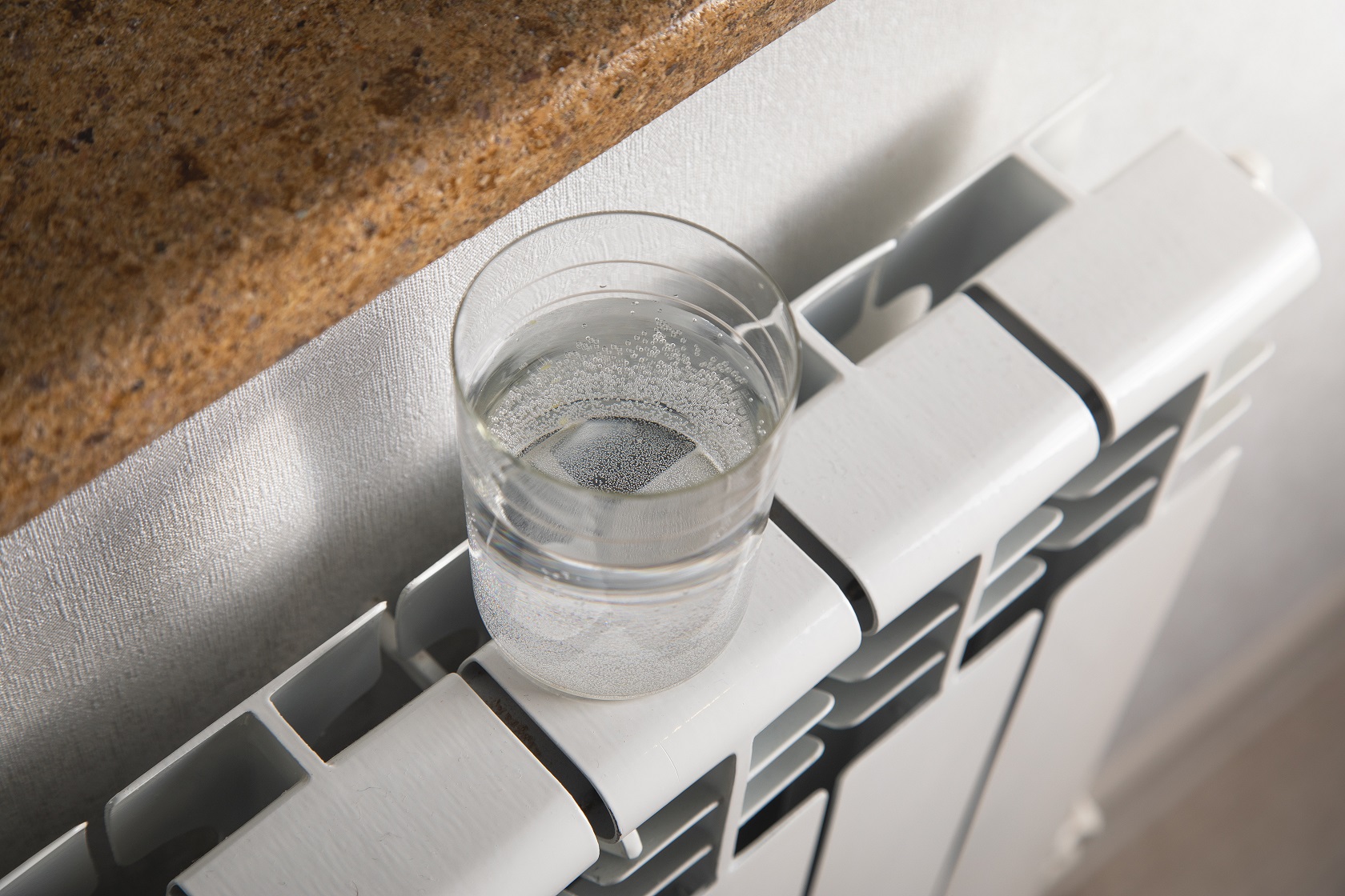 02 glass-water-heating-radiator.jpg