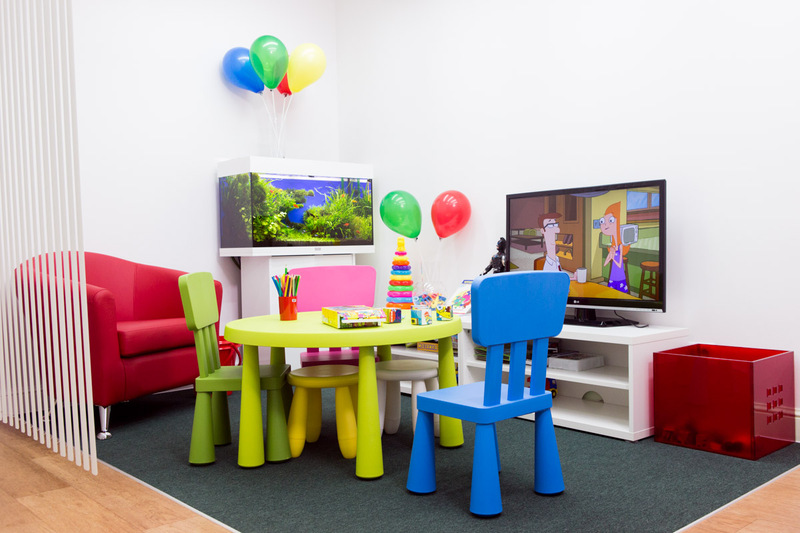 Детские уголки в поликлиниках Детские уголки в поликлиниках