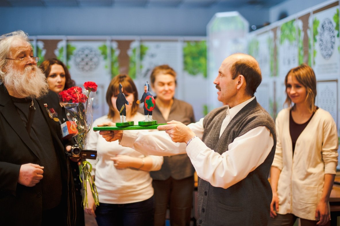 Yowe9-IEyIM.jpg Yowe9-IEyIM.jpg