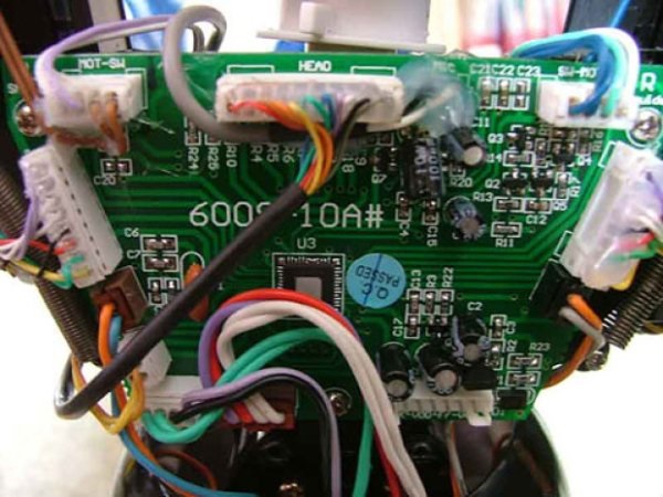 Robosapien-With-Arduino.jpg Robosapien-With-Arduino.jpg