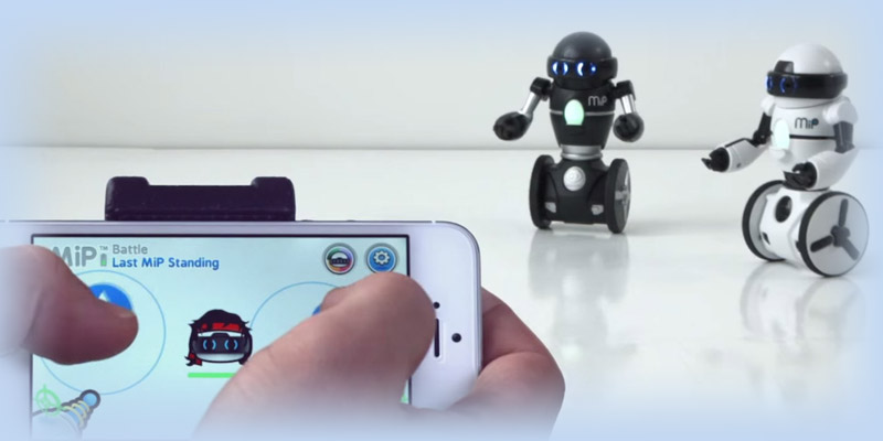 Сильный и ловкий интерактивный робот Сильный и ловкий интерактивный робот