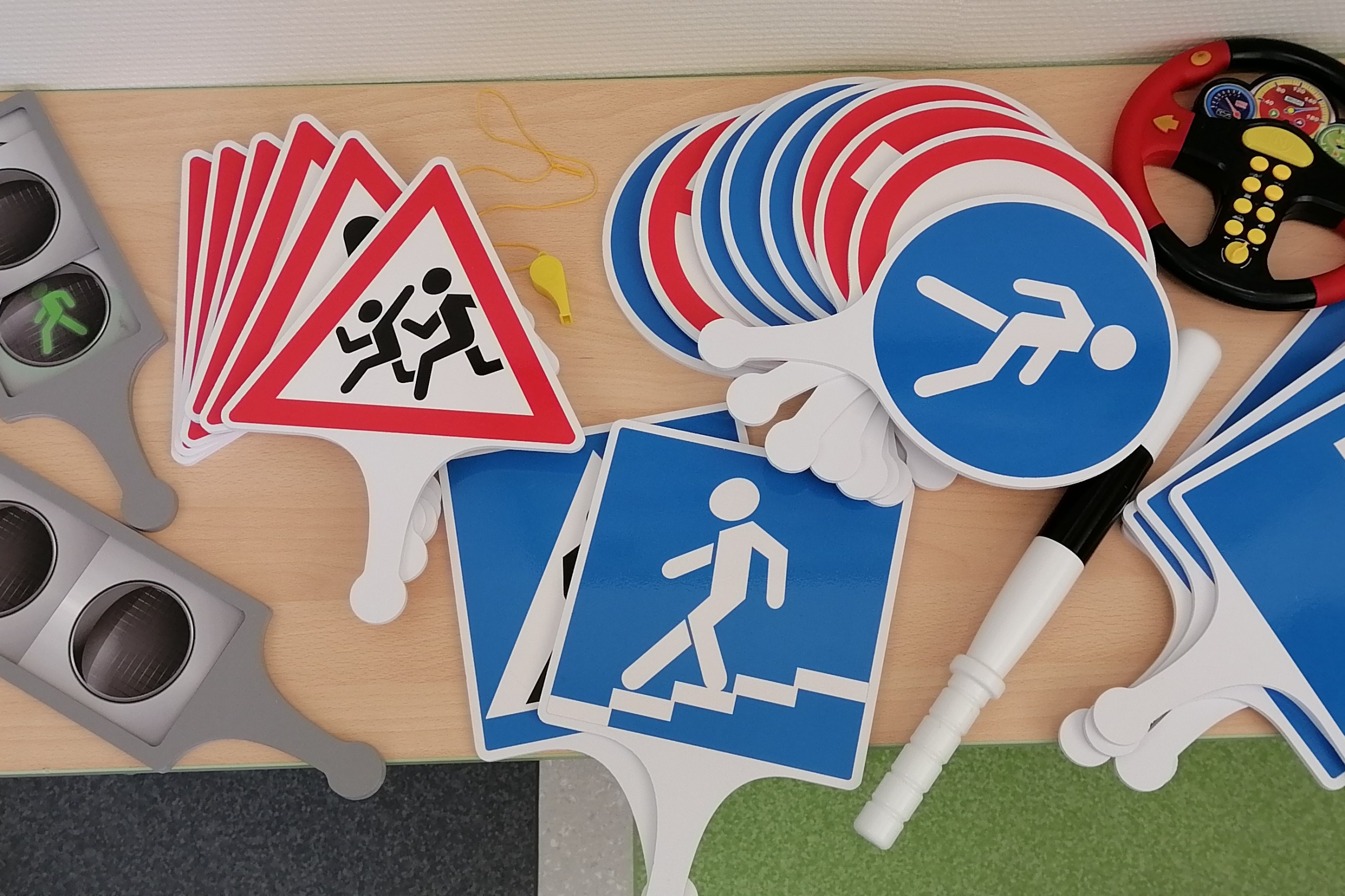 Дорожные знаки Дорожные знаки