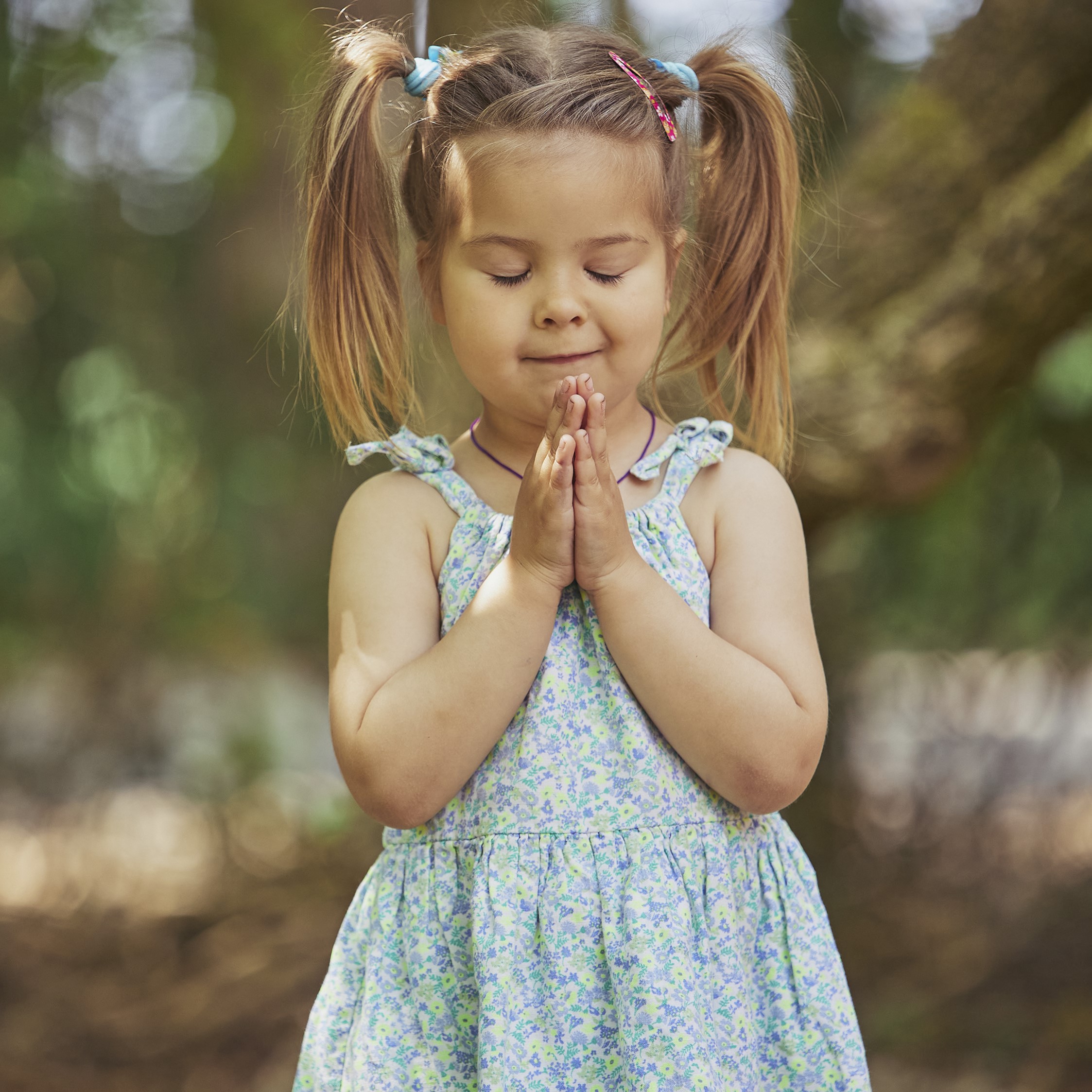 01 charming-child-sundress-garden.jpg 01 charming-child-sundress-garden.jpg