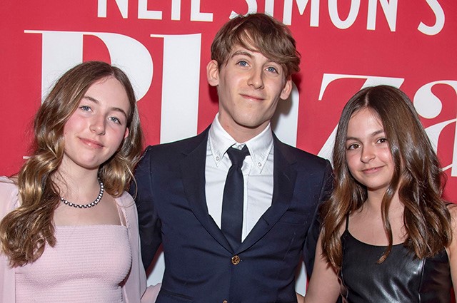 Сара Джессика Паркер впервые за долгое время показала подросших детей Сара Джессика Паркер впервые за долгое время показала подросших детей