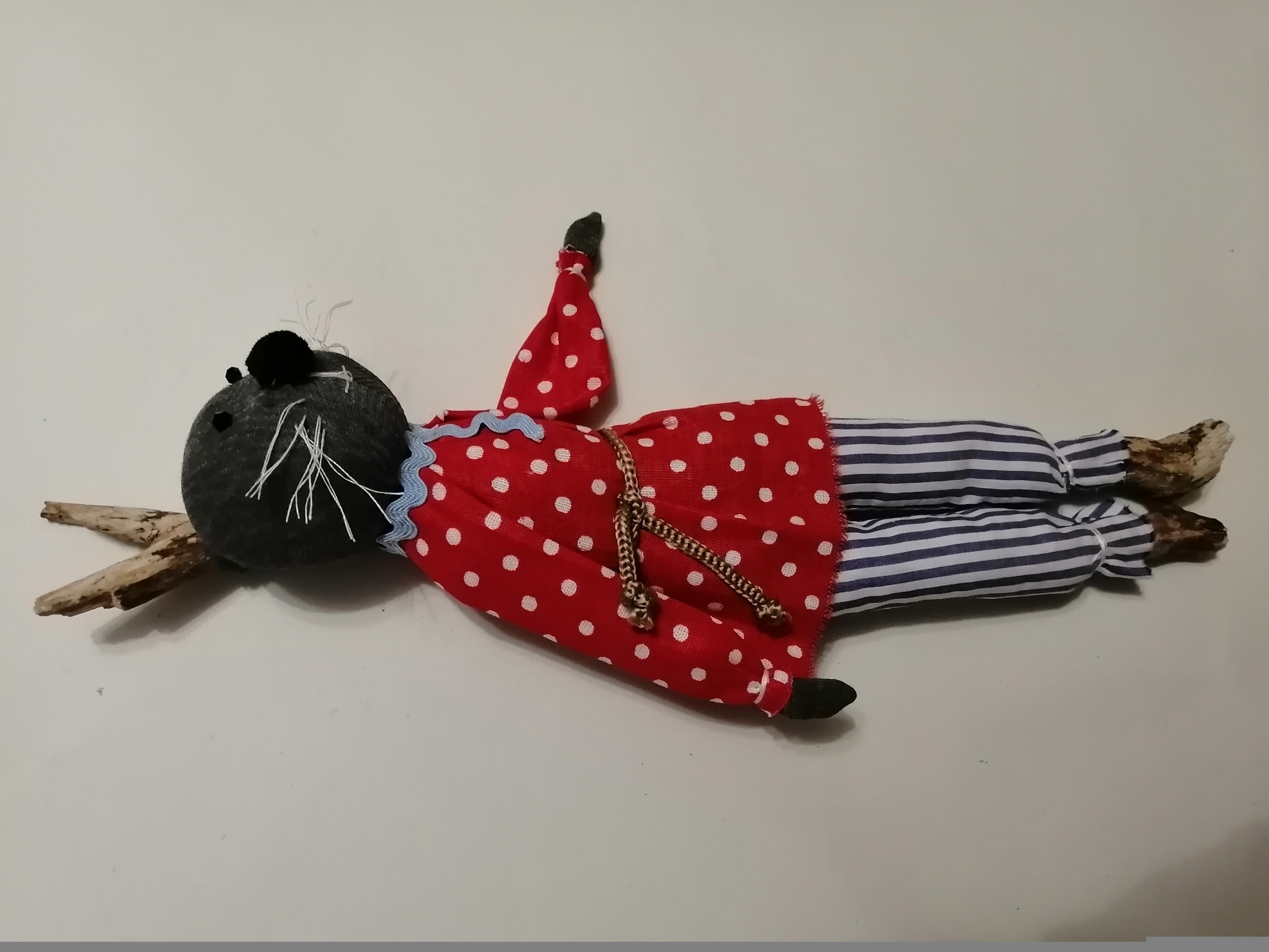 Готовый Зайка-побегайка Готовый Зайка-побегайка