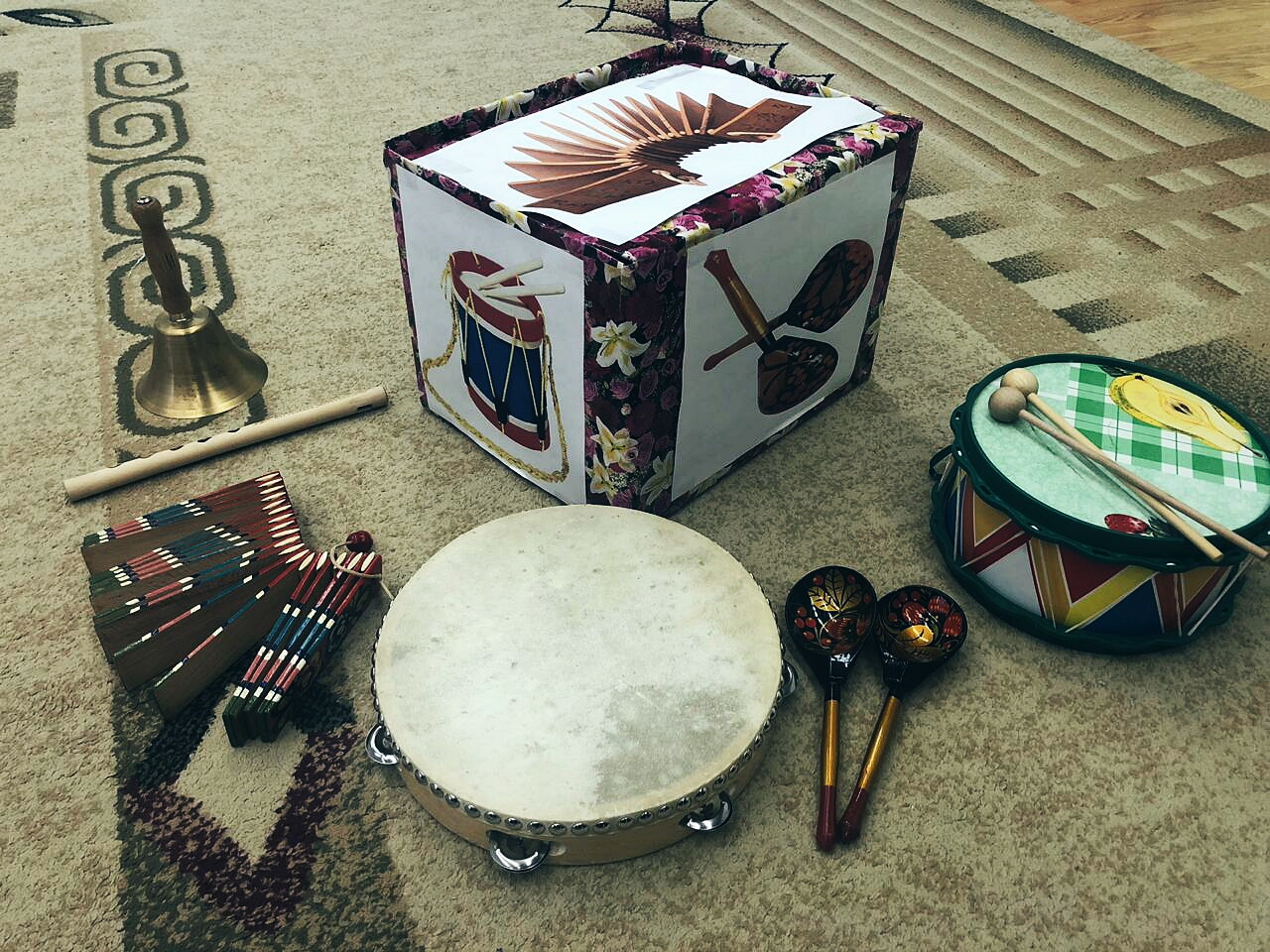 Работа с инструментом Работа с инструментом