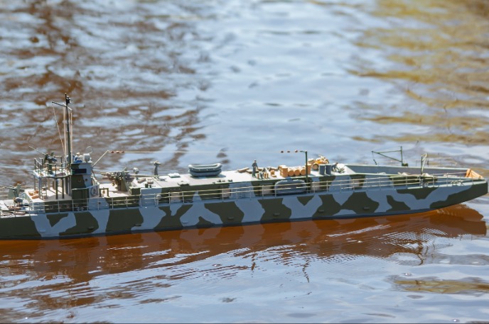 Военный корабль на радиоуправлении.jpeg