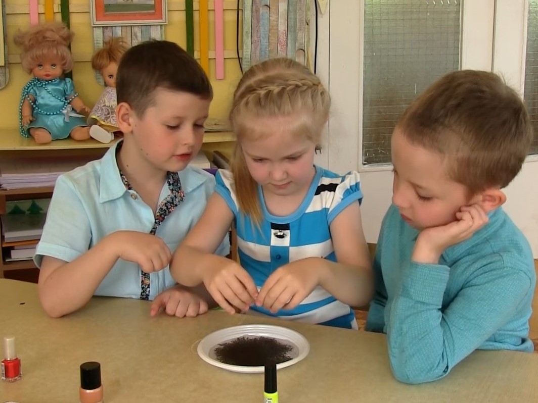 Эксперимент «Убегающие чаинки» Эксперимент «Убегающие чаинки»